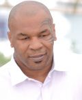 Mike Tyson boxt in Cannes!